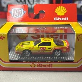 M2 Machines Various 1:64 Scale Diecast - High-Quality Model for Collectors and Fans of Scale Models - Color: 1990 Chevy Camaro IROC-Z