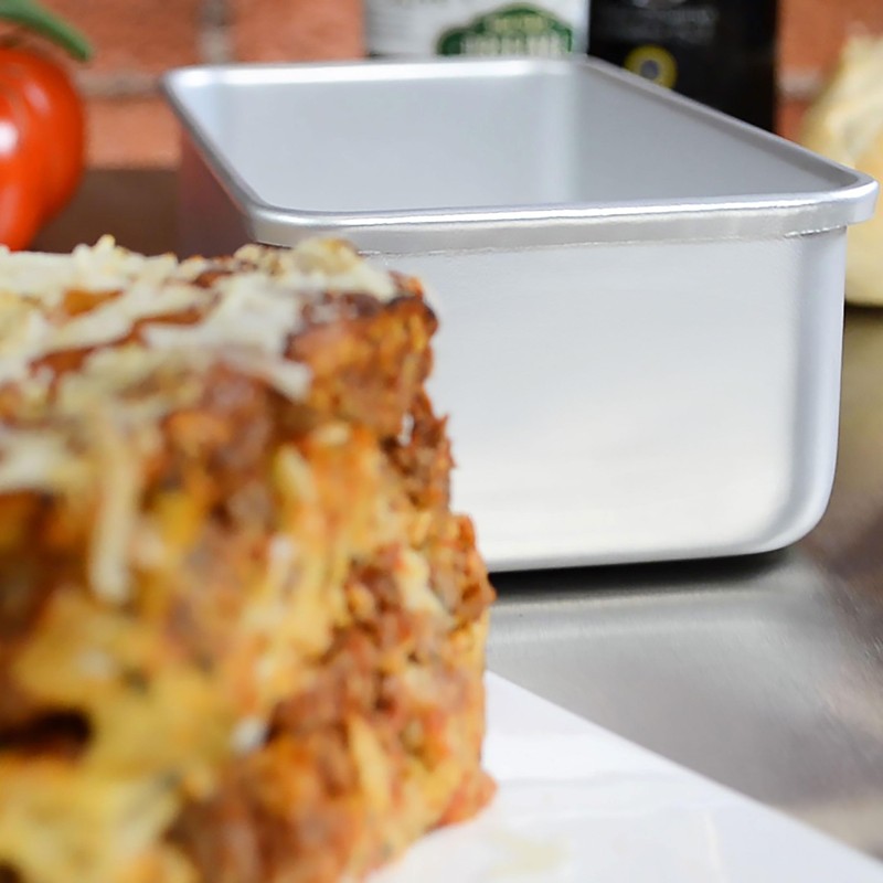 Fat Daddio's BP-5640 Anodized Aluminum Bread Loaf Pan, 5.5 x