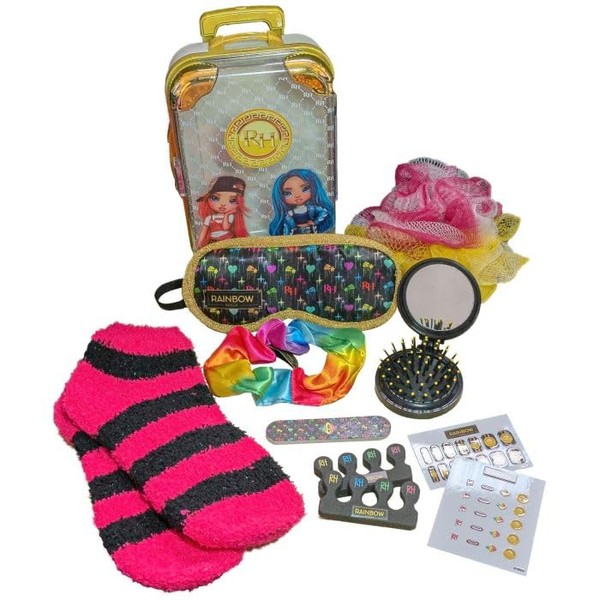 Rainbow High Sleepover Set & Carry Case | Pampering Set