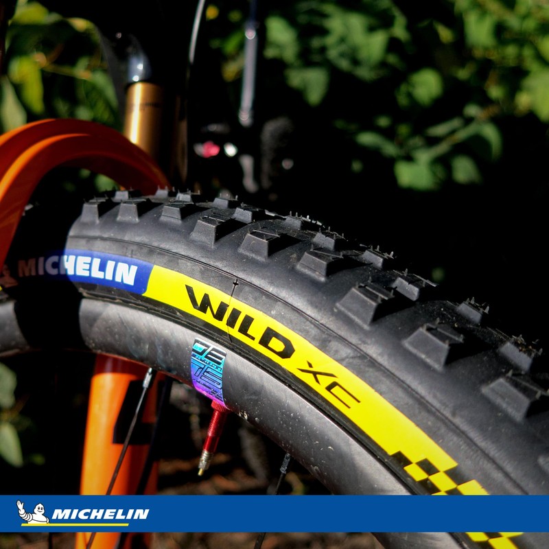 MICHELIN TYRE WILD XC RACING LINE 29x2.25 TS TLR, Black