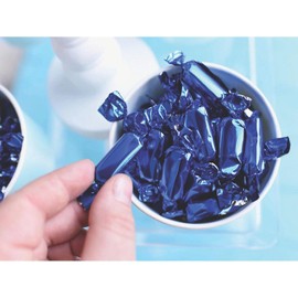 Fun Express Navy Blue Wrapped Caramel Candy Individually Wrapped 2lb Bulk Bag - Soft Chewy Caramels for Wedding Candy Favors, Baby Shower Candy Boy, Candy Buffet Supplies | 189 Pieces Premium Treats