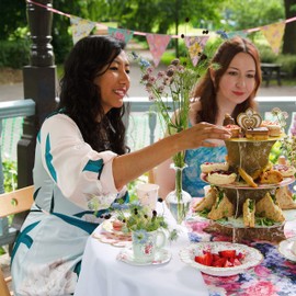 Talking Tables Truly Scrumptious Floral Paper Table Cover – Ideal for Wedding, Baby Shower, Afternoon Tea Birthday Party Beautiful Design, 120 x 180 cm