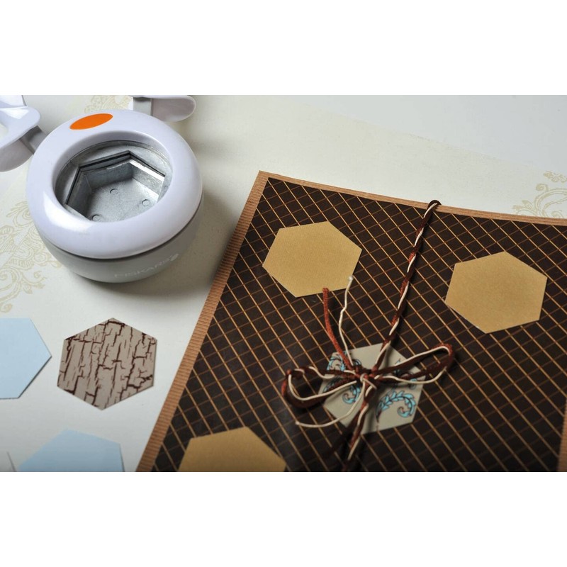 Fiskars Squeeze Punch XL - Hexagon, 5 cm, For Left-