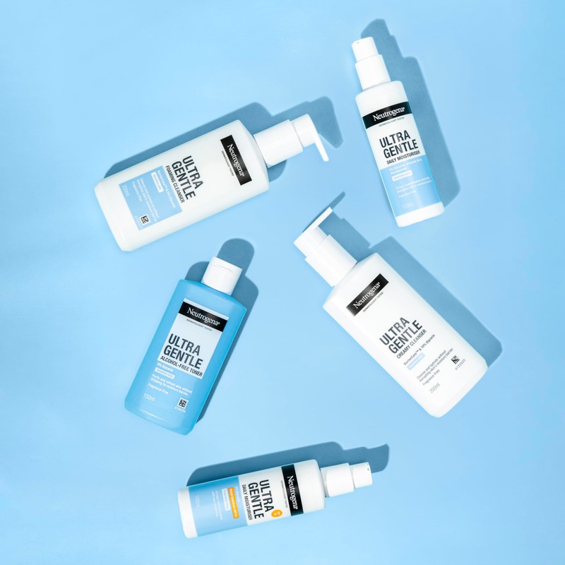 Neutrogena Ultra Gentle Foaming Cleanser 200mL