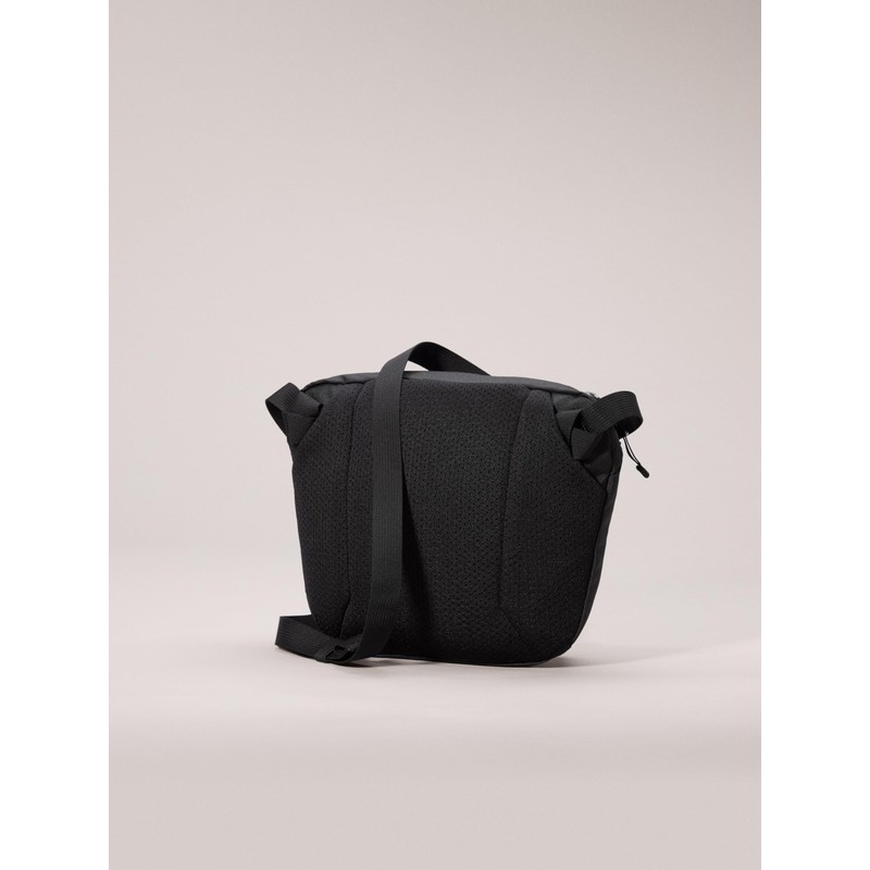 Arc'teryx Mantis 2 Waist Pack | Versatile 25L Waist Pack,