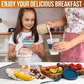 BUATİLO 20 oz Breakfast Cereal On the Go Cups with Top Lid Granola, Take and Go Yogurt Cup with Topping Cereal or Oatmeal Container,Reusable (2 Color Set - White&Green)