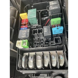 Gloaso 12 V DC Circuit Breaker 30 A Manual Reset Circuit Breaker Low Profile Circuit Breaker ATC/ATO Circuit Breaker 12 Volt - 32 V DC, Manual Resettable 30 Amp, Pack of 3