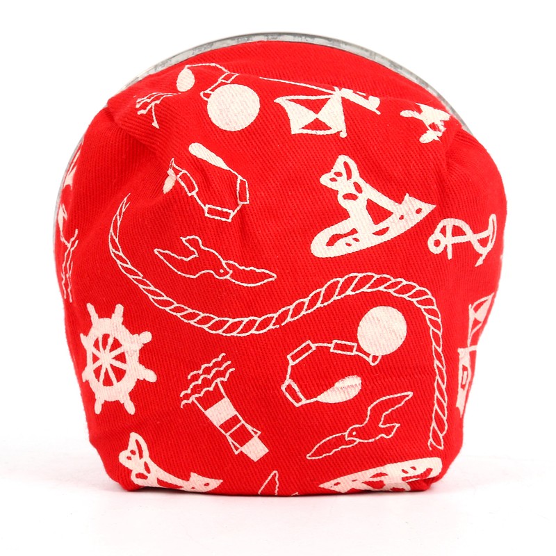 Amarine-Made Stainless Windproof Bean Bag Ashtray, Blue or Red (Red)