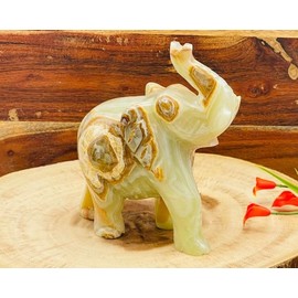 MINERALIST Collection Onyx Elephant 6" - Energized Figurines for Spiritual Empowerment, Resilience & Creative Inspiration - Ideal for Meditation, Chakra Alignment & Decorative Enhancement