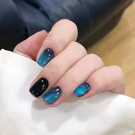 GXOIPNS Glue on Nails Short Cat Eye Press on Nails Square Color Changing Fake Nails Black & Blue Full Cover Acrylic Nails Glossy & Glitter False Nails Petite Artificial Nails for Women 24 Pcs