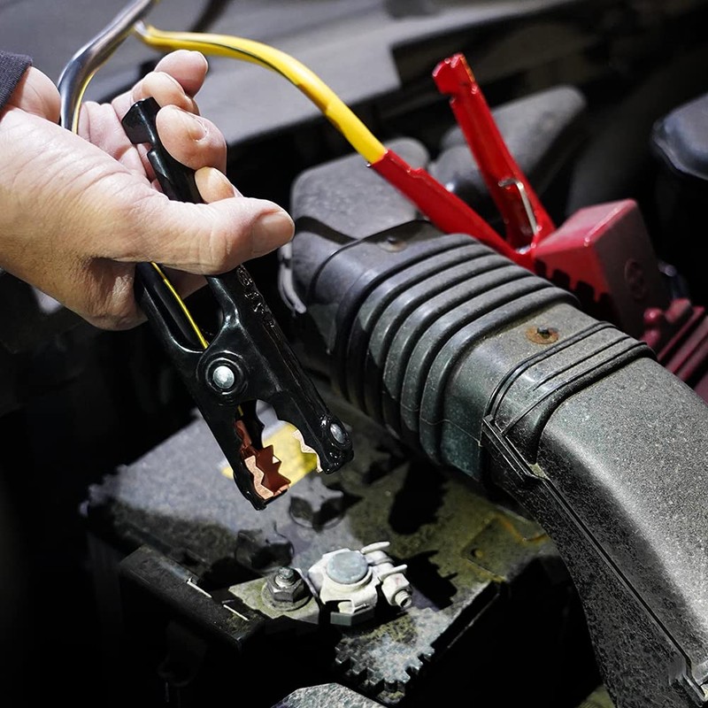 Schumacher Electric Heavy Duty Booster Cables, BC6, 8 Gauge, 16