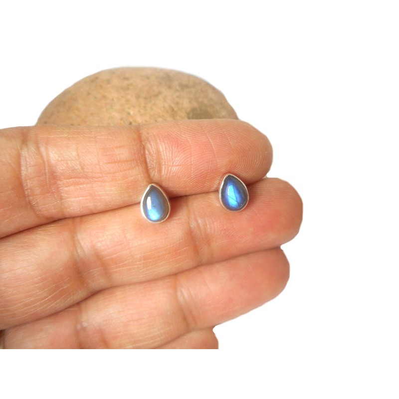 Art Gecko Fiery Pear Shaped LABRADORITE Sterling Silver Gemstone Stud