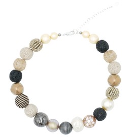 Feliss Handmade Necklaces Made of Pearls, Women's Statement Necklace 45 cm Long in Boho Style. Choker Necklace, Aesthetic Necklace Jewellery. Beads Pearl Necklace for Women in Beige with Ceramic