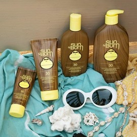 Premium Moisturizing Sunscreen Lotion, SPF 30, 6 Oz - Dermatologist Approved, This Moisturizing Sunscreen Delivers UVA/UVB Protection And Is Packed With Vitamin E. Our Oil-free, Water-resistant