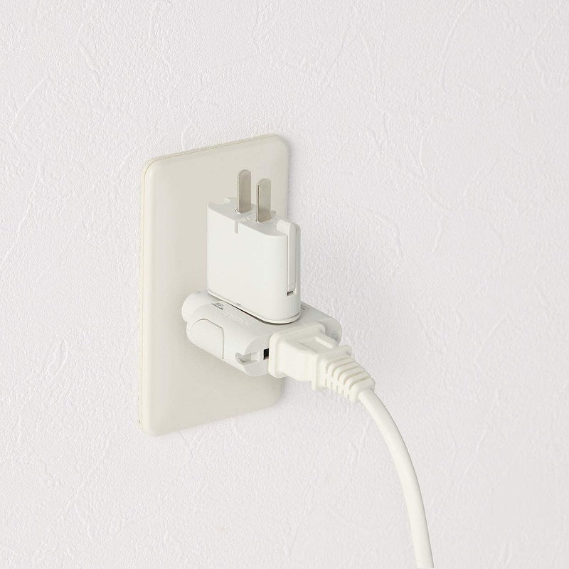 MUJI Travel Plug Adapter Travel Plug Adapter 18365739 White