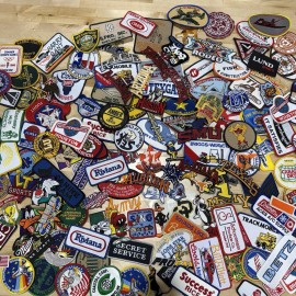Lot of 100 Vintage Sew & Iron On Patches Random Mix Fashion Badges, DIY