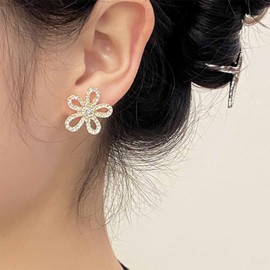 Aneneiceera Vintage Crystal Flower Stud Earrings Gold Rhinestone Flower Earrings Full CZ Stud Earrings Floral Cz Earrings Jewelry for Women and Girls