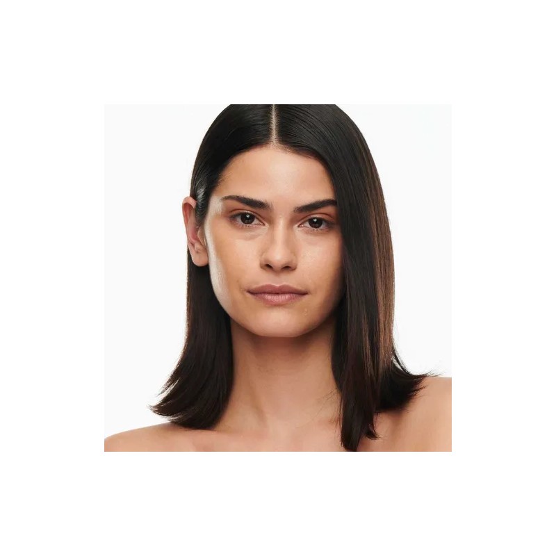 Base Sérum MAC Studio Radiance Serum-Powered | NC25 | Luminoso