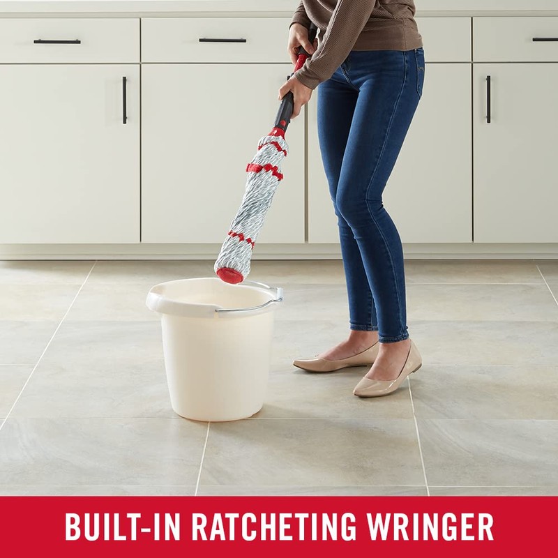 Rubbermaid Commercial Products Self-Wringing Ratchet Twist Mop with Blended Yarn