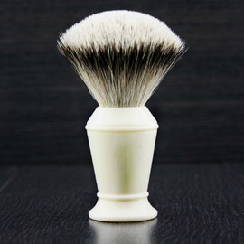 Silver Tip Badger Hair Men's Shaving Brush in Ivory Colour Handle. Perfect for All Type of Skin