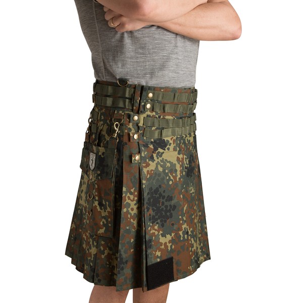 Damn Near Kilt 'Em Men's Tactical Kilt Small Flecktarn