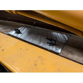 Case 1845C Battery Cover/ Panel with Latch - New (Case #D130135)