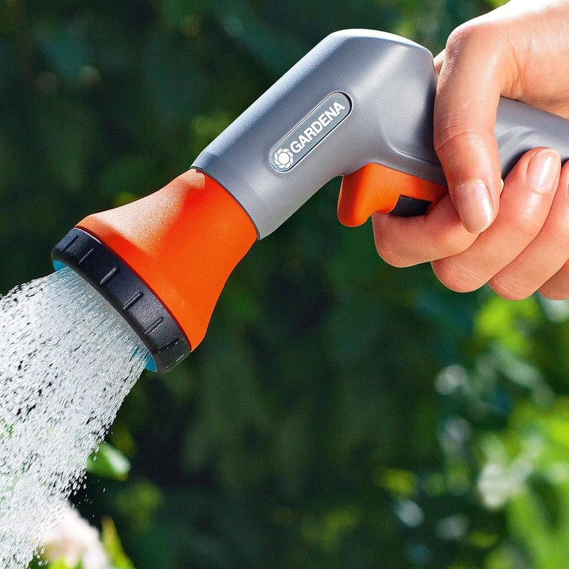 GARDENA 18312-33 Water Sprayer Offer