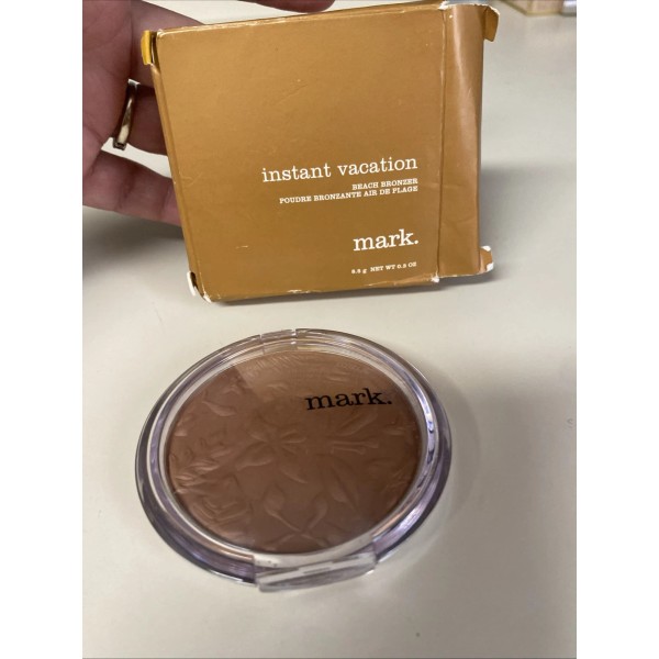 AVON Instant Vacation All Over Bronzing Powder Beach Bronzer Beach