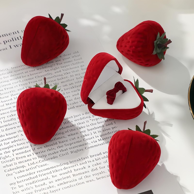 HannaFires Strawberry Jewelry Ring Box - Mini Proposal Jewelry Case,