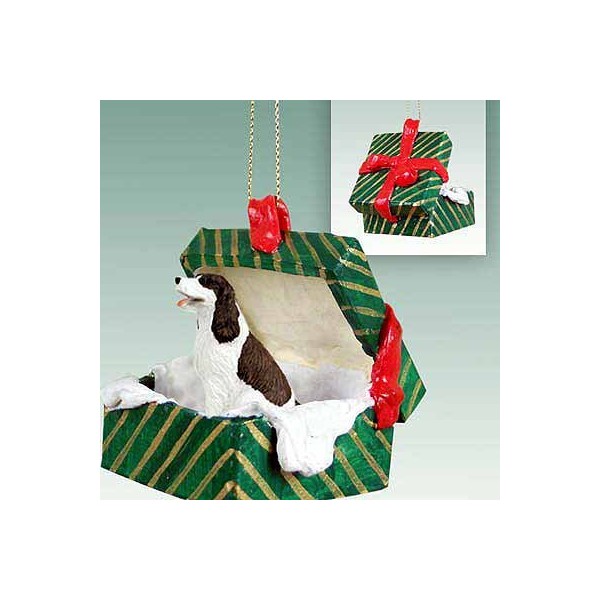 Conversation Concepts Springer Spaniel Liver & White Gift Box Green Ornament
