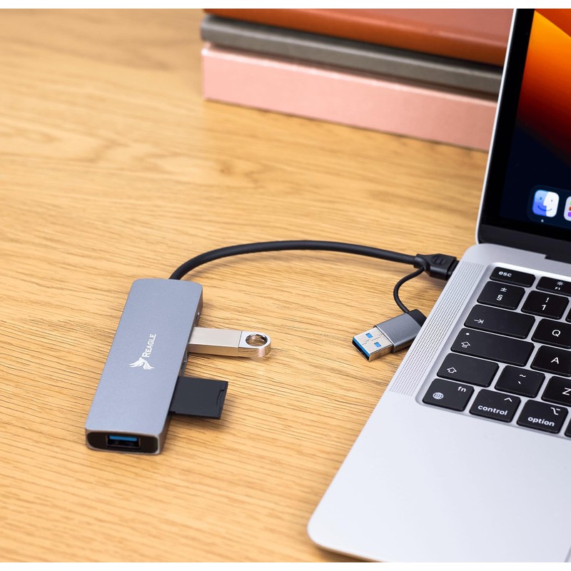 REAGLE USB 3.2 GEN 1 6-in-1 Active Hub Adapter Two