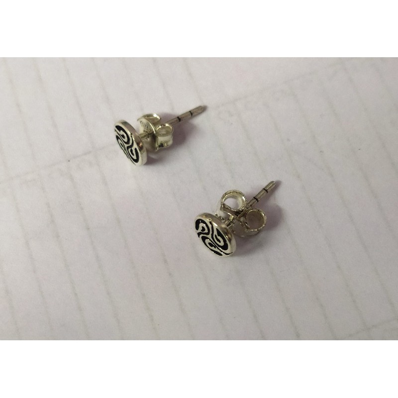 Open Tiny Celtic Knots Symbol Round Circle Post Stud Unisex