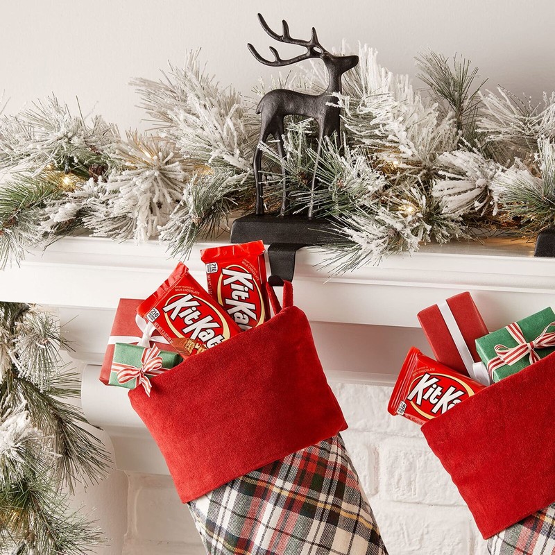 KitKat KIT KAT Milk Chocolate Wafer Candy, Bulk, Christmas, 1.5