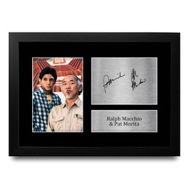 HWC Trading FR A4 Ralph Macchio & Pat Morita The Karate Kid Daniel, Mr Miyagi Gifts Printed Signed Autograph Picture for Movie Memorabilia Fans - A4 Framed