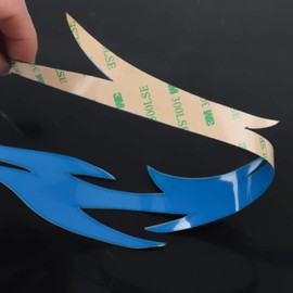 JIGUOOR Juego de 4 luces recargables para casco de motocicleta con forma de llama, luz EL de señal de conducción nocturna, kit de decoración de 3 modos para casco de motocicleta (funciona con energía recargable, azul)