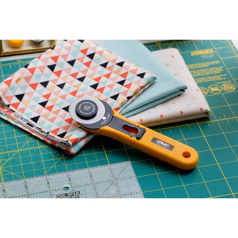 OLFA Rotary Cutter RTY-2/G