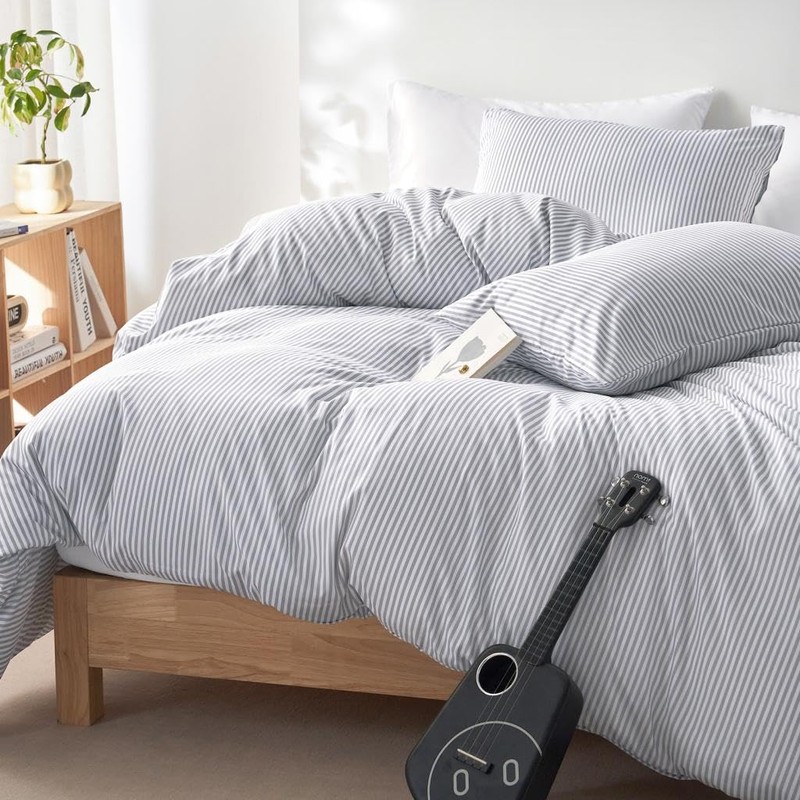 Wake In Cloud - Striped Comforter Set, Ticking Stripe Vertical