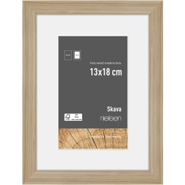 nielsen Skava Photo Frame, 13x18cm with White Mount to fit 9x13cm, Oak Wooden Picture Frame with Protective Float Glass and Push and Turn Clips - Oak
