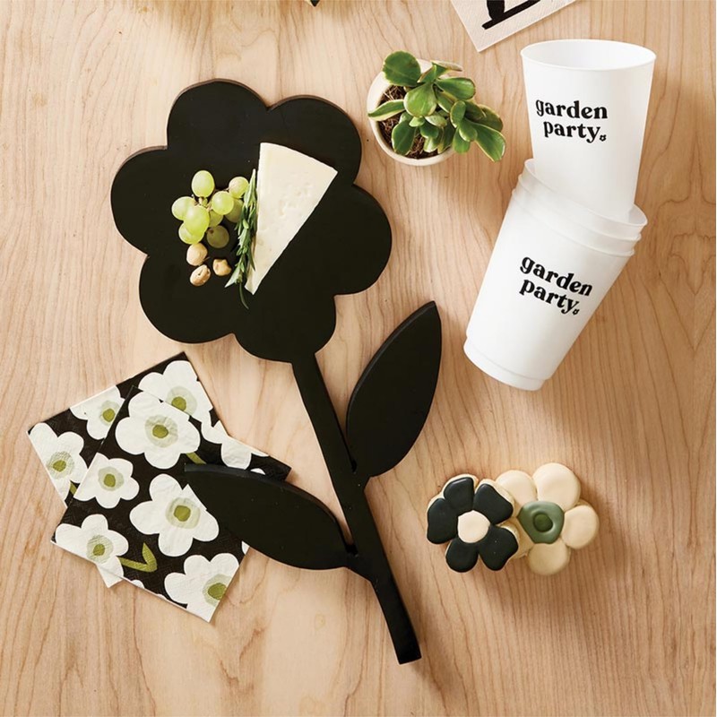 Santa Barbara Design Studio Party Cups 8-Count Reusable BPA-Free Plastic