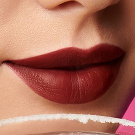 L'BEL - Infini Labial Color Dark Sangría 2 g, De Larga Duración, con Ácido Hialurónico, Labial de Color Intenso con Acabado Mate, Aporta Hidratación, Sensación Ultra Confortable, Look Moderno