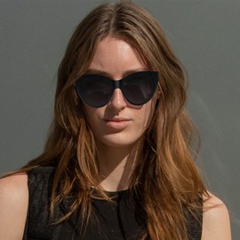 2020 VentiVenti Sunglasses For Women Polarized Cat Eyes Butterfly Eco-friendly Plastic Frame UV Protection Shining Black/Gradient Grey