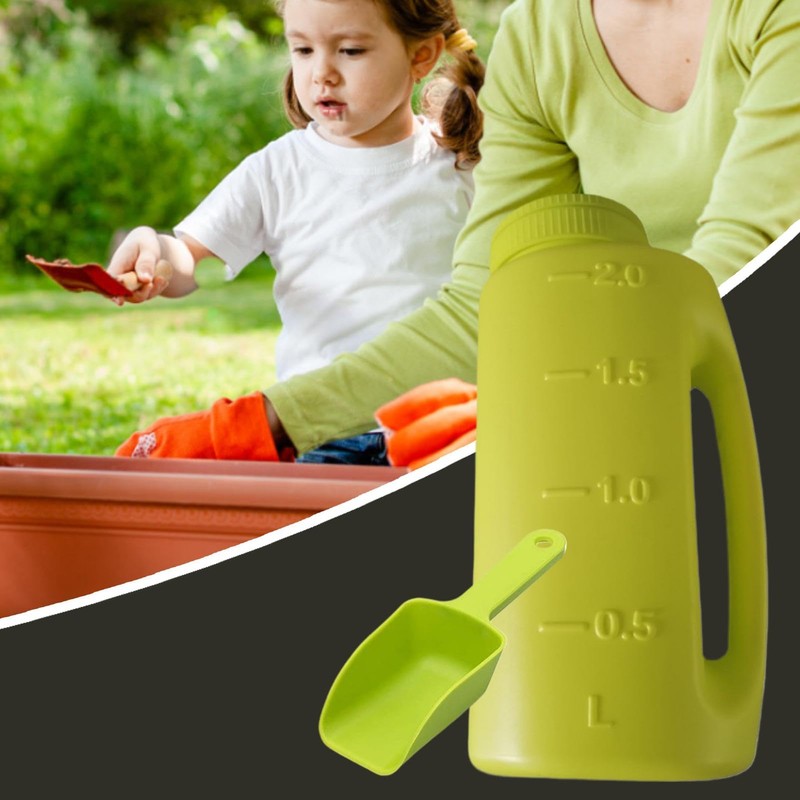 Hand Held Salt Spreader for Snow - 2L Rock Salt