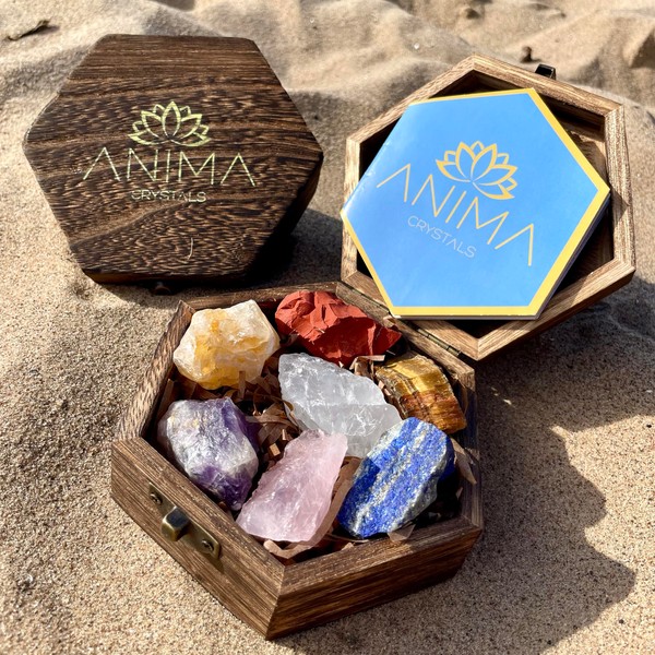 Premium Healing Crystals Gift Box - 7 Chakras Crystals Set in Elegant Wooden Box - Natural Raw Crystals for Healing, Meditation, Protection and Empowerment with Guide Booklet Included