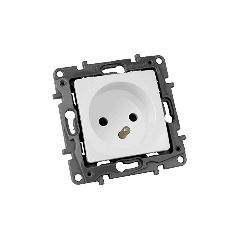 Niloe 764527 Socket 2P + Z 16A French / Belg
