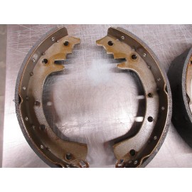 IVY 9" BRAKE SHOE SET FOR WILLYS JEEP M38A1 CJ3B CJ5 CJ6 1952-71 # 807376
