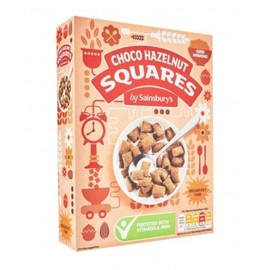 Sainsbury's Choco Hazelnut Squares Müsli 375 g – Knusprige Müslikissen mit Schokoladengeschmack und Haselnuss-Füllung, angereichert mit Vitaminen und Eisen