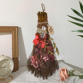 19 cm Decorative Broom, Altar Decorative Broom with Red Dried Flowers, Children's Witch Broom Magic Crystal Craft Brushwood Broom for Altar Wall Gallery or Witchy Interior Style Handmade Home
