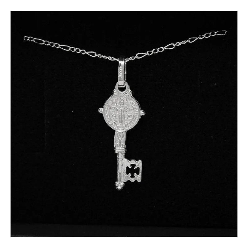 Cadena Con Dije De Llave San Benito En Plata Solida