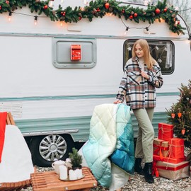 zzlamb Sherpa Puffy Camping Blanket,Portable Outdoor Warm Wearable Fleece Blanket for Cold Weather,Thick Camp Quilt with Sherpa Lining for Sleeping,Traveling,Backpacking,Stadium 52x75 Awaking Forest