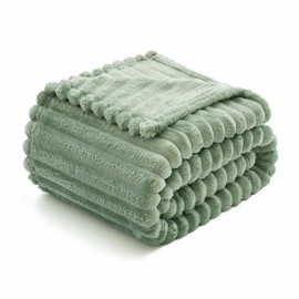 MIULEE Fleece Throw Blanket Flannel Soft Warm Comfortable Throws for Sofa Corduroy Fluffy Blanket Bed Throw for Bedroom Couch Travel Kids Bedroom Accessories 50 * 60Inch Matcha Green